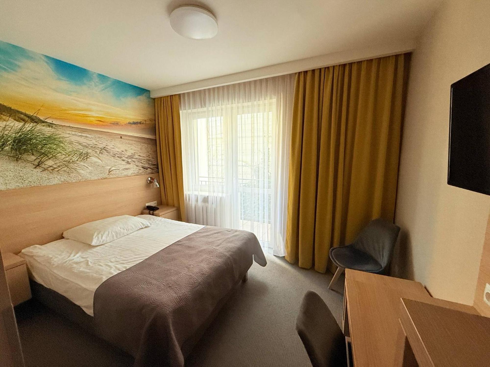 Hotel La Siesta & Medical Spa Jastrzebia Gora Luaran gambar
