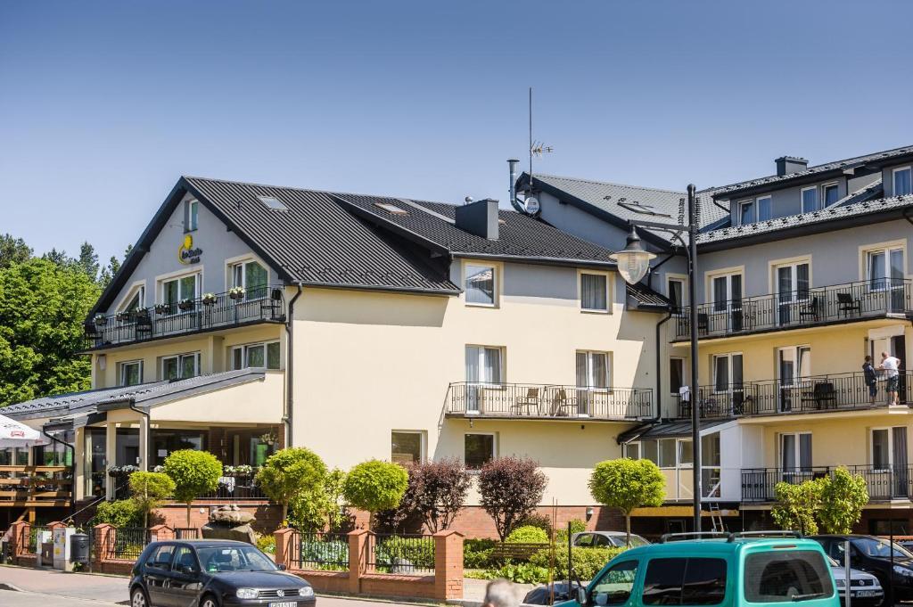 Hotel La Siesta & Medical Spa Jastrzebia Gora Luaran gambar