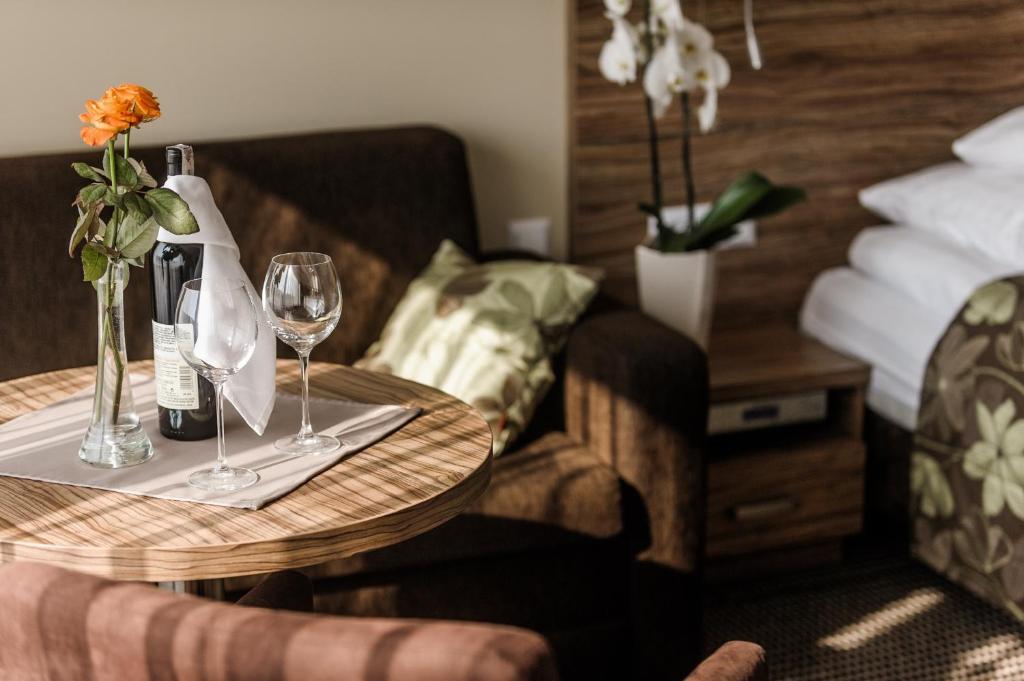 Hotel La Siesta & Medical Spa Jastrzebia Gora Luaran gambar